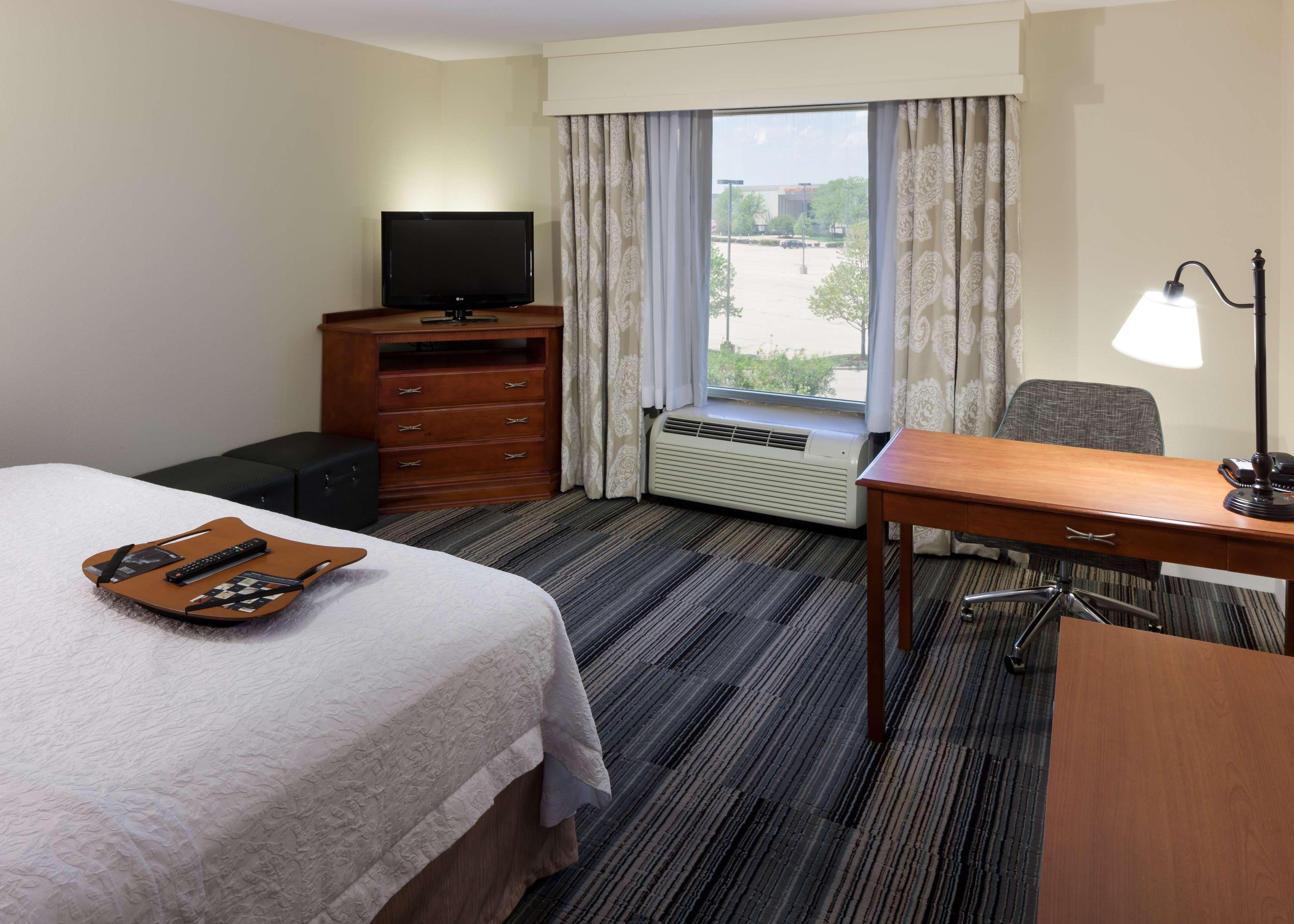 Hampton Inn & Suites Дейвънпорт Екстериор снимка