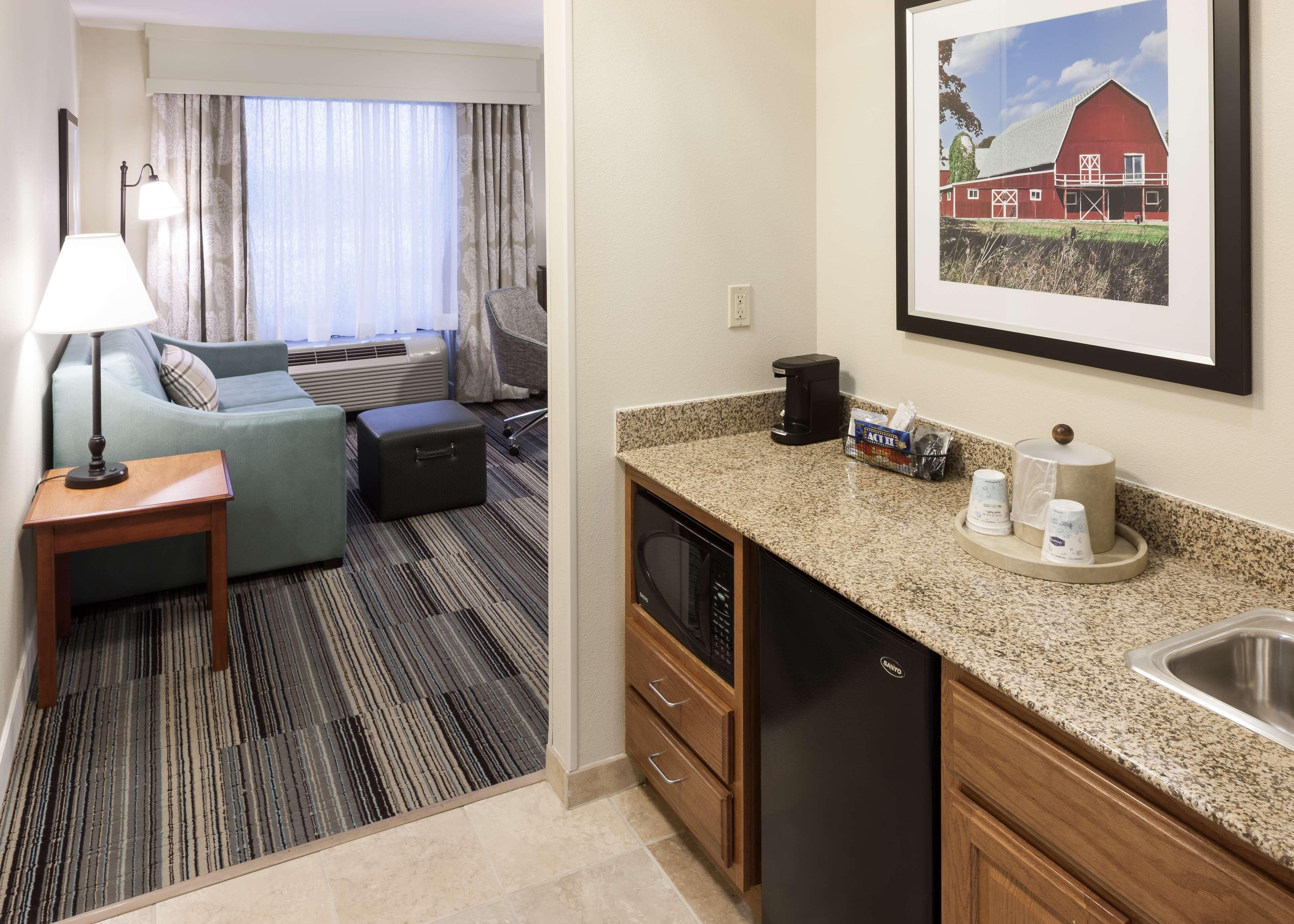 Hampton Inn & Suites Дейвънпорт Екстериор снимка