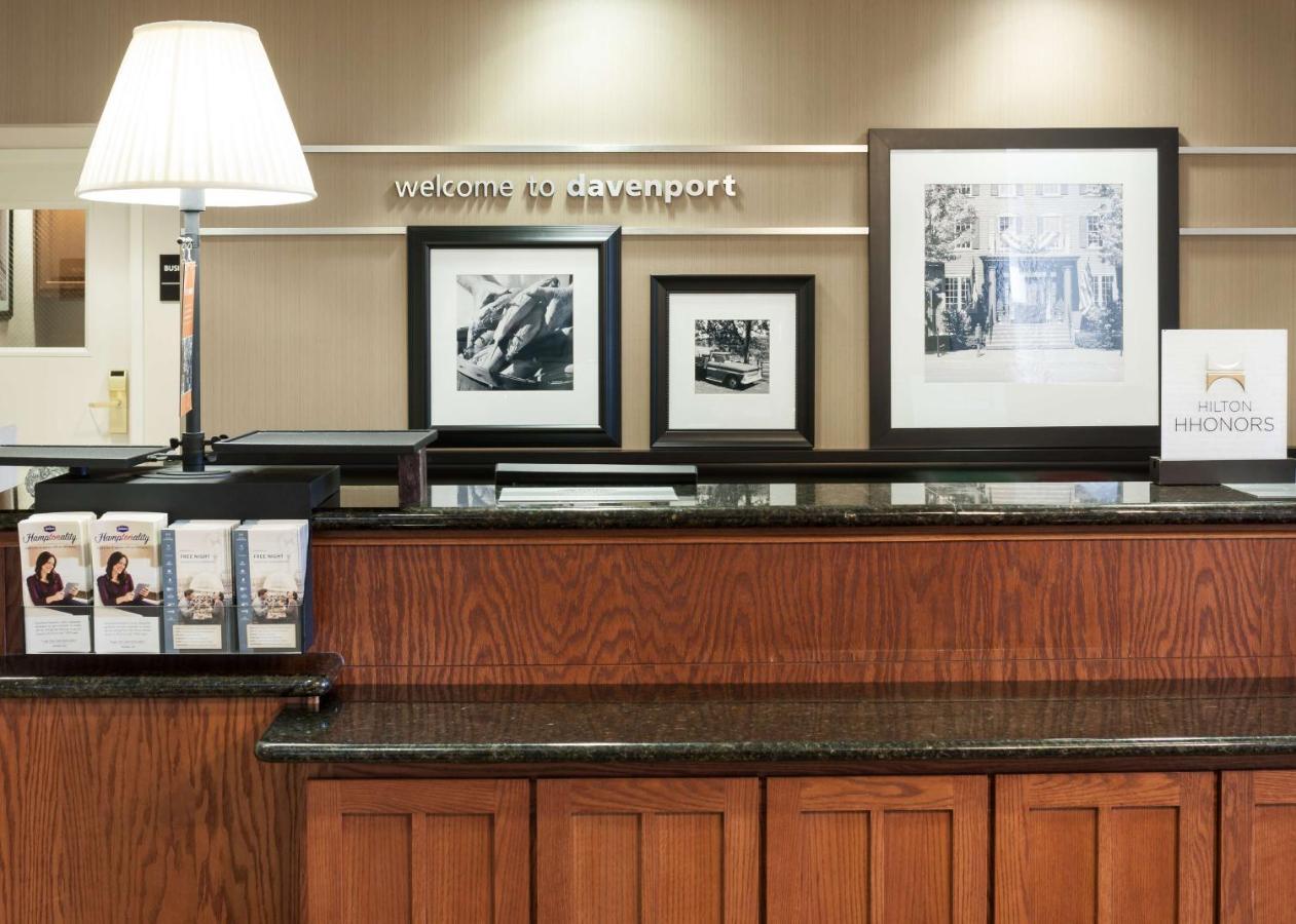 Hampton Inn & Suites Дейвънпорт Екстериор снимка